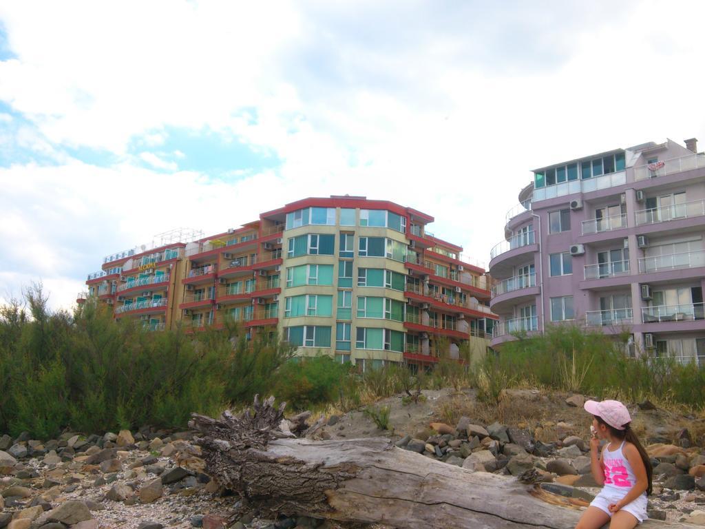 Mak Complex Hotell Pomorie Eksteriør bilde