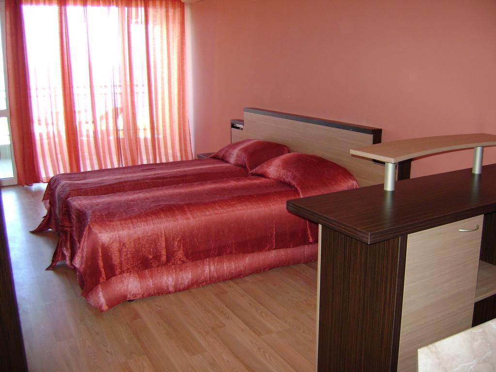 Mak Complex Hotell Pomorie Eksteriør bilde